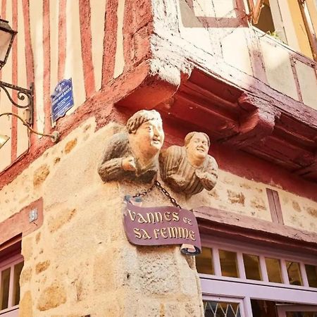 Laroche Grand Duplex Dans Le Centre Historique Avec Garage Leilighet Vannes Eksteriør bilde